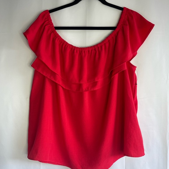 BOLD elements Vibrant Red Ruffle Blouse - Picture 2 of 6